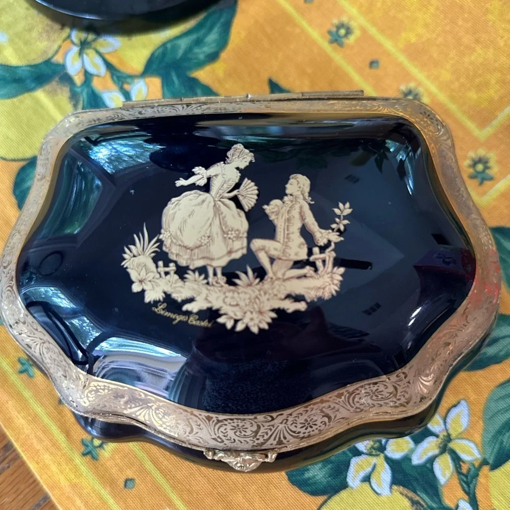 Gorgeous Limoges Cobalt Blue 22K Gold Trinket Box Hinged Lid Courting Couple